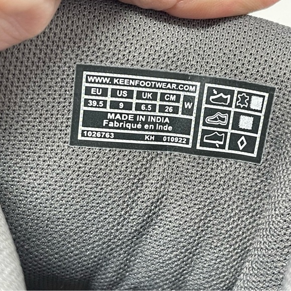 Keen Womens size 9 Circadia Mid Hiking Boots Lace Up Waterproof Steal Gray New - Picture 10 of 11